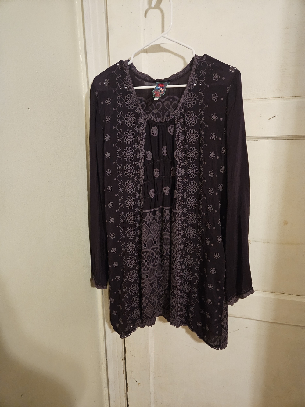 Johnny Was Floral Embroidered Tunic Black & Purple Large